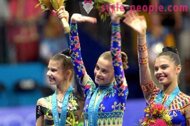 Julia Barsukov: vaatab School of Iluvõimlemine olümpiavõitja