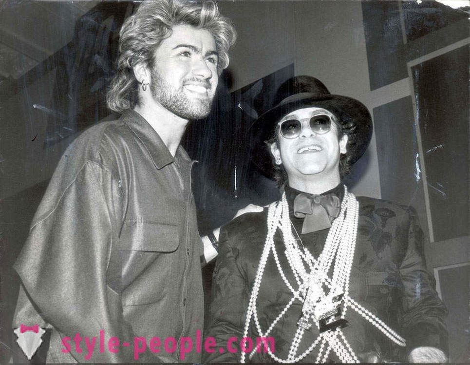 Singer George Michael on suri 53-aastaselt