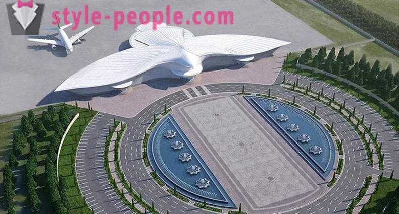 Türkmenistan avatud lennujaama kujul lendav Falcon