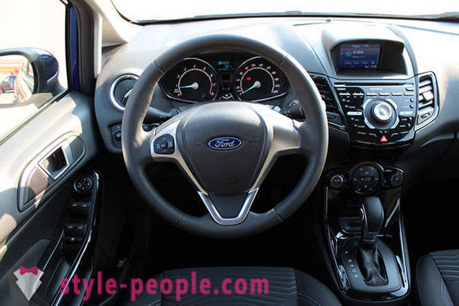Püüame sedaan Ford Fiesta 2015 