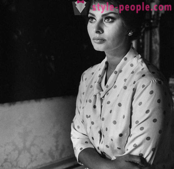 15 fotod Sophia Loren, ei ole mõeldud avaldamiseks