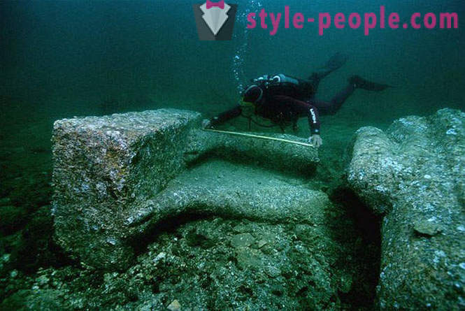 Iidse linna Heraklion - 1200 aastat vee all