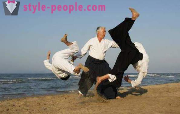 Aikido - Jaapani võitluskunstide kunsti. Aikido: kirjeldus, seadmete ja ülevaateid