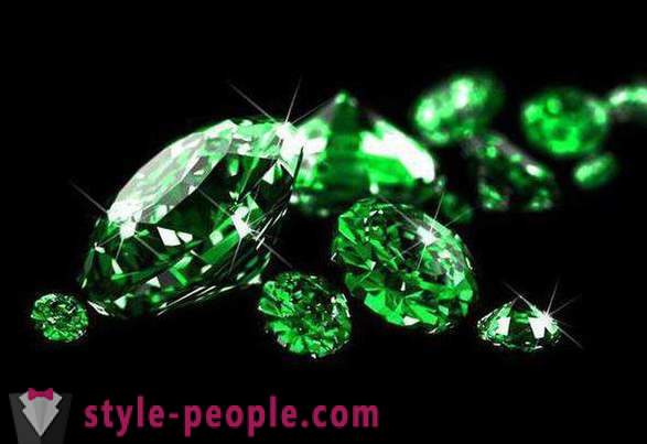 Green vääriskivid: smaragd, demantoid, turmaliin