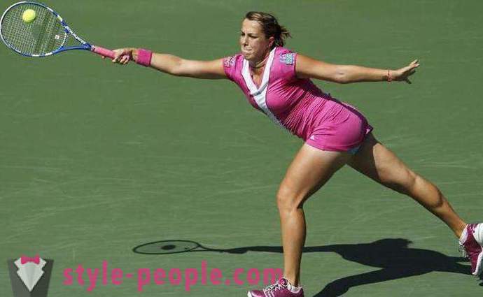 Vene tennisist Anastasia Pavlyuchenkova: elulugu, sport karjääri, isikliku elu